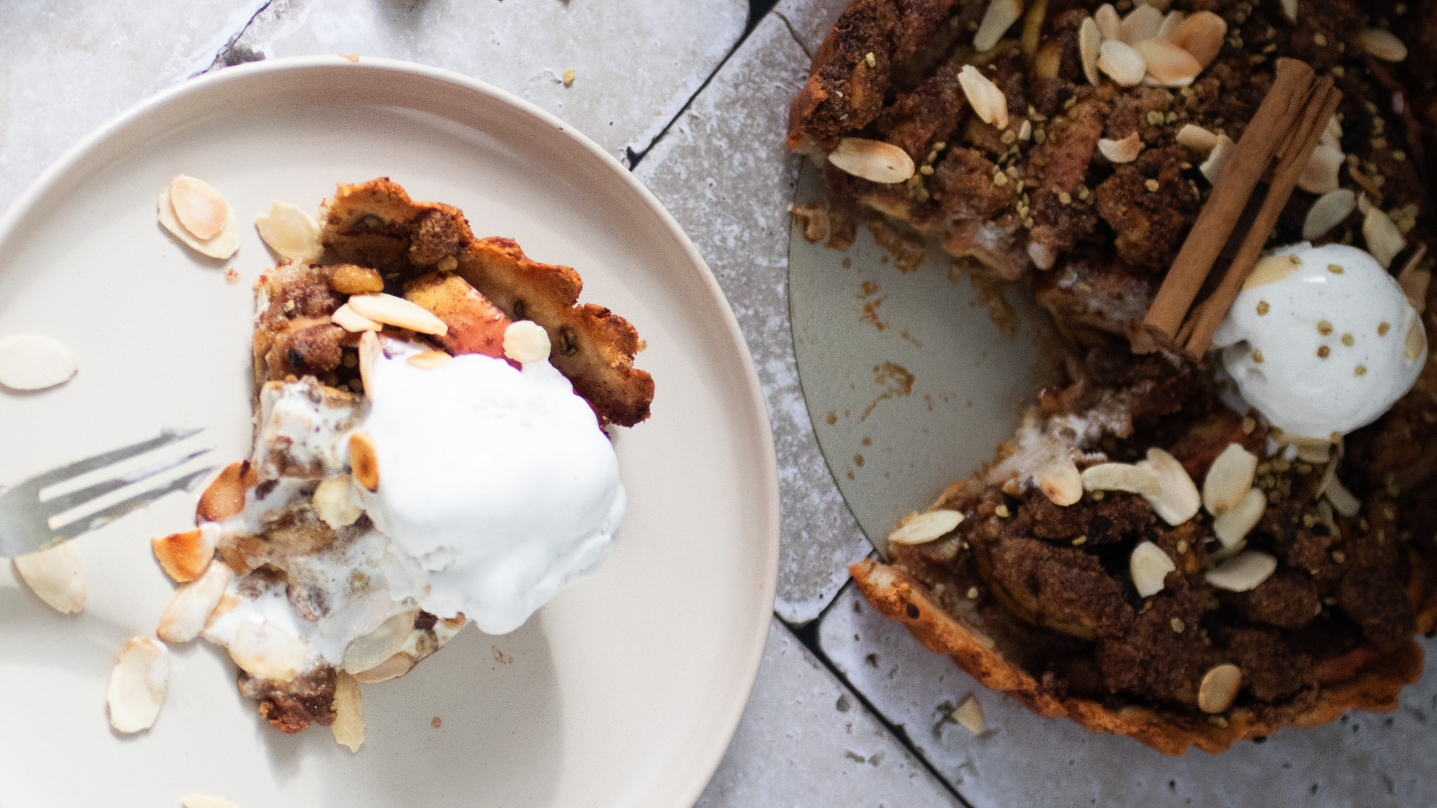GF-Apple-Crumble-Collagen-Pie Chief Nutrition